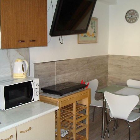 Apartman Polni 930 Apartment Hluboká nad Vltavou Екстериор снимка